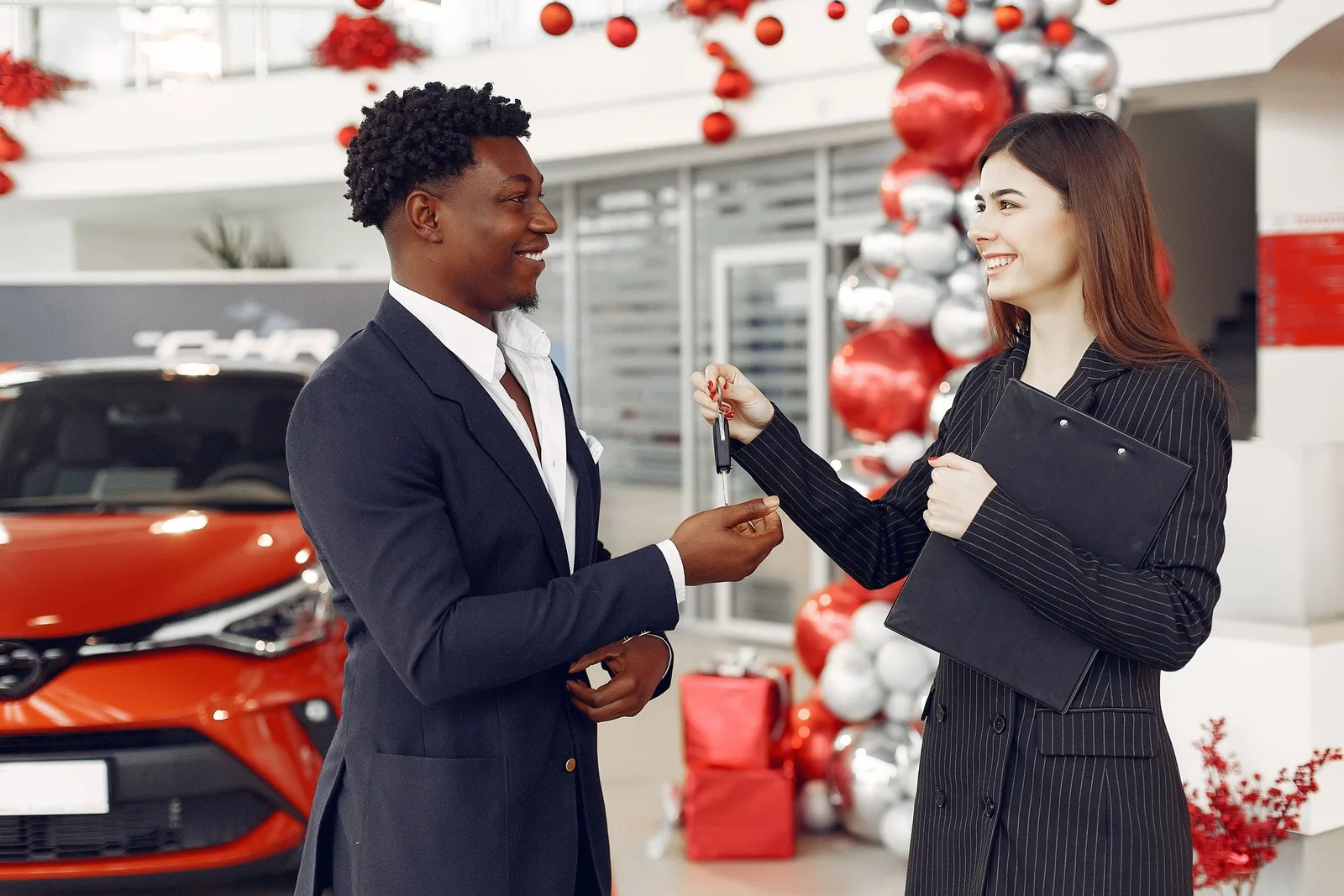 Comparer Getaround et OuiCar pour la location entre particuliers