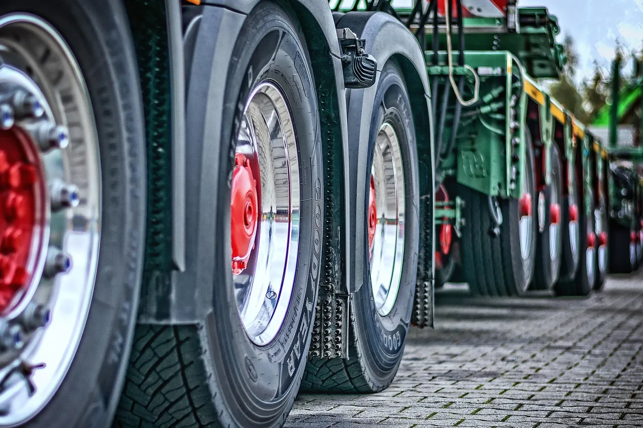 Continental ou Michelin : quel choix pour pneus de flotte