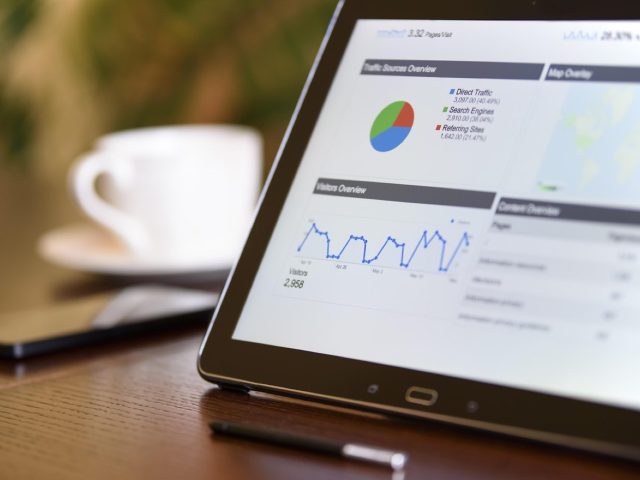 Geotab : avis clients et cas d&rsquo;usage pour responsable de flotte
