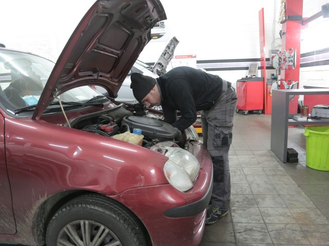 Guide pratique : Vérification de l&rsquo;historique d&rsquo;une voiture d&rsquo;occasion