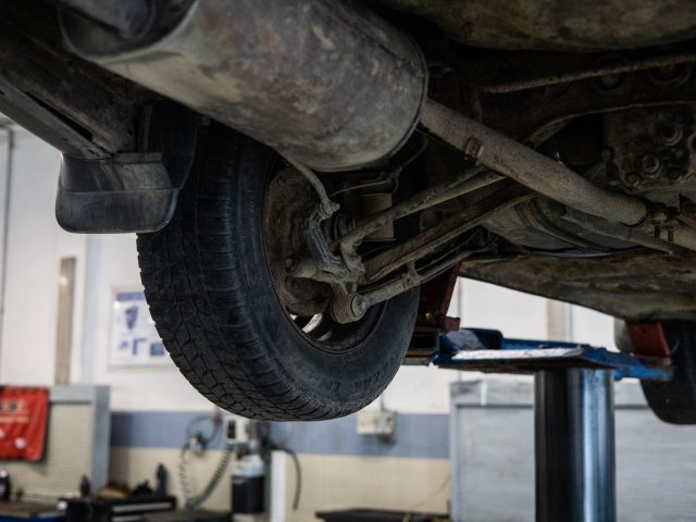 Gabriel Attal propose un bonus pour dynamiser le marché des voitures électriques d’occasion